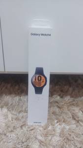 Samsung Galaxy Watch4 (lacrado)