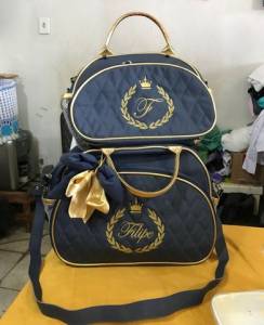 Vendo Duas Bolsas Lindas 100
