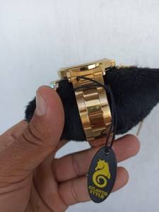 Relgio Feminino Novo No Plstico
