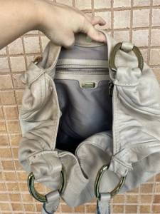 Bolsa Saco Couro Bege Arezzo