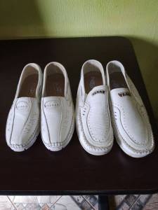 So 2 Pares De Sapato De Couro Nmeros 39.   41
