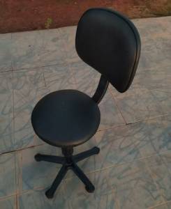 Vendo Mocho E Escada De Esttica!!