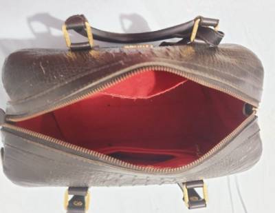 Vendo Bolsa Bau, Couro.semi Nova, 45,00
