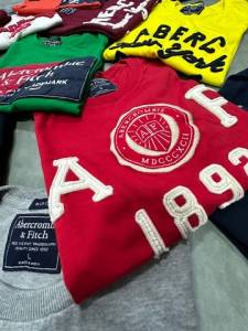 Abercrombie Paquistanesas