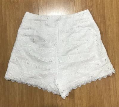 Short Renda Branco