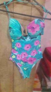 Vende   Biquni E Mai  Cada 15