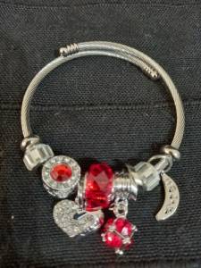 Bracelete Em Cristais Austracos E Ao Escovado.