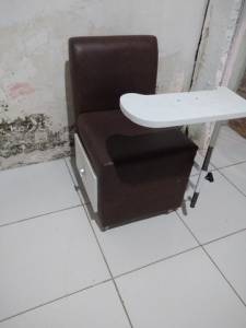 Vendo Cadeira De Manicure