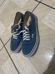 Tnis Vans