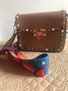 Bolsa Tiracolo Nova