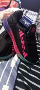 Tnis Adidas