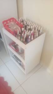 Esmalteiro Em Excelente Estado Com Rodinha
