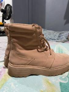 Bota