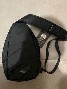 Mochila Transversal Hurley - Nova