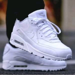Tnis Air Max 90 Essential Vermelho E Branco