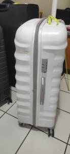 Mala Grande Hardcase 32kg Usada Uma Vez.