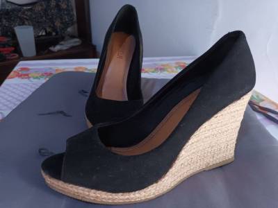 Calados Feminino.