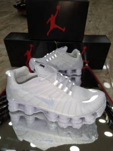 Tnis Premium 12 Molas Branco Promoo (entrega Grtis Df)
