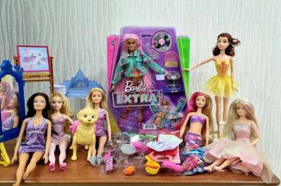Lote De Barbies Todas Originais Com Barbie Extra Na Caixa Novinha.