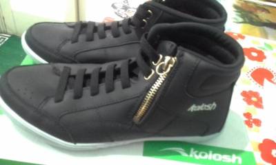 Tenis Koloch