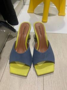 Sandlia Couro Fino N38