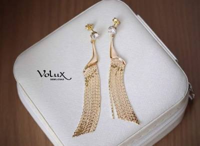Brinco Luxo Banhado A Ouro 18k