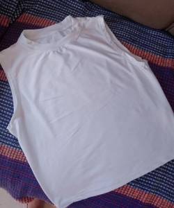 Blusa Branca Golinha Bsica