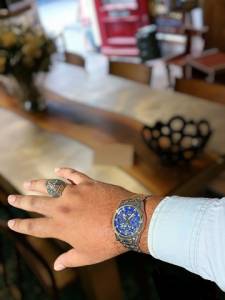 Relgio Ao Masculino Fundo Azul Com Dourado