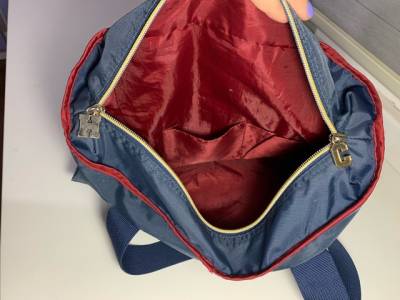 Bolsa Capricho High School / Escola Ou Faculdade