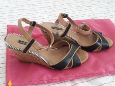 Sandlia Arezzo