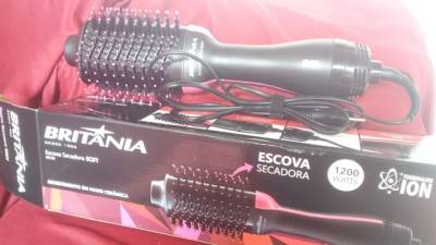Escova Secadora Britnia