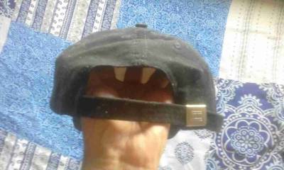 Bon Tommy Hilfiger Original.