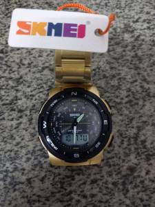Relgio Skmei Dourado ( Novo )