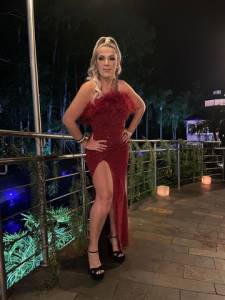 Vestido De Paet Com Plumas