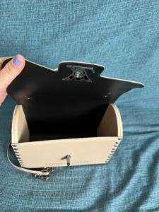 Bolsa Estilo Bazinho Nova