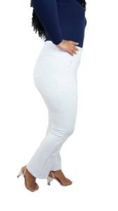 Calas Flare Com Detalhes Em Relevo