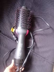 Escova Eletrica Alisadora Semi Nova