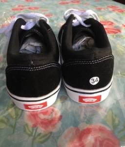 Tnis Vans
