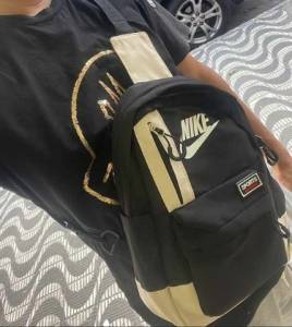 Mochilas Nike Ou Adidas