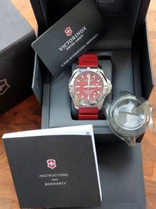 Victorinox Professional Diver Vermelho
