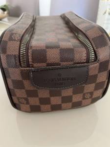 Necessarie Louis Vuitton