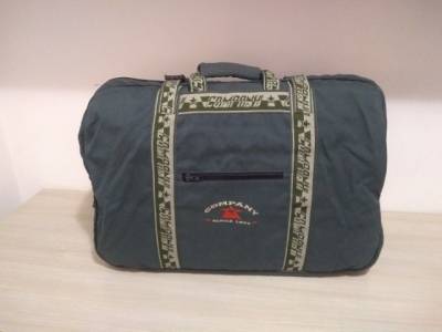 Bolsa De Viagem Tam Grande Roupas Passadas Impecvel