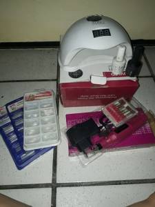Vendo Material Unhas