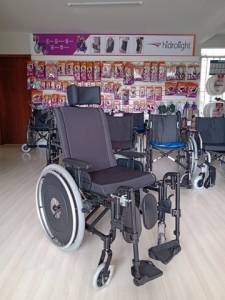 Cadeira De Conforto Com Encosto Reclinvel