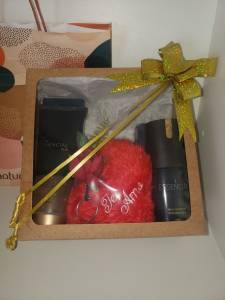 Essencial Oud Feminino O Kit