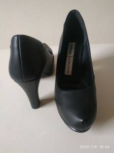 Sapato Em Couro