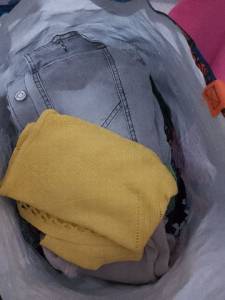 Doa-se Roupas Femininas E Masculina