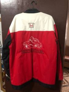 Jaqueta Honda