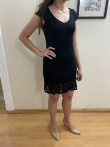 Vestido De Renda, Decote V