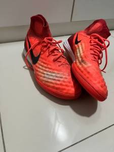 Chuteira Cano Alto Futsal Nike Magista X